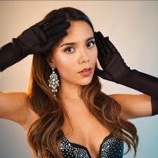 Alicia Esqueda's Instagram, Twitter & Facebook