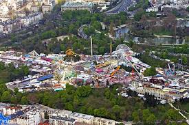 Foire Du Trone Fete Foraine Paris Cityoki Photo Aerienne Evenement Paris Bois De Vincennes