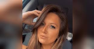 Victoria Cherry's Instagram, Twitter & Facebook