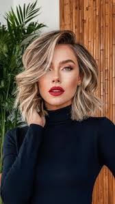 Janet Landeros's Instagram, Twitter & Facebook