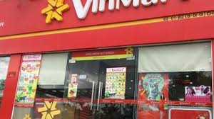 Ghi nhận lúc 15h30 tại vinmart văn quán (phường văn quán, hà đông), lực lượng chức năng đã lập hàng rào, phong toả tạm thời siêu thị này một số người dân đi qua ngạc nhiên khi siêu thị vinmart văn quán bị đóng cửa Sau Tháº¿ Giá»›i Di Ä'á»™ng Ä'áº¿n LÆ°á»£t Vinmart Va Vinmart Ä'oi Giáº£m Ná»­a Gia Thue Máº·t Báº±ng