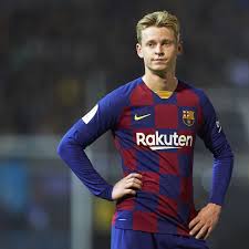 Op 15 februari 2002 tekende een veertienjarige messi zijn eerste profcontract bij barcelona. Het Huis Van Messi Rvbangarang Org