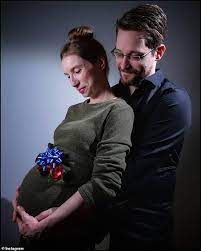 On the eve of his memoir 'permanent record' being published, nsa whistleblower edward snowden talked at length from moscow with msnbc's brian williams in an. Whistleblower Edward Snowden And Wife Lindsay Mills Reveal Pics Of Their New Baby Daily Mail Online