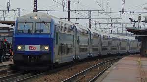 Gare sncf et rer de melun. Gare De Melun Ter Transilien Thello Fret Rer Et Intercite Youtube