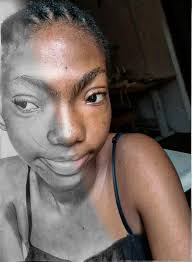 What are some tips for creating realistic pencil drawings?