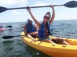 Enjoy This Day One Paddle At A Time Disfruta Este Dia Al Maximo En El Mar Dreamsrivieracancun Vacationm Riviera Cancun White Sand Beach Playa Del Carmen