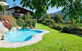 I laghi, i parchi naturali, le cime delle montagne che superano i 3.000 metri e altro ancora aspettano soltanto di essere esplorati da voi…. Residence In Val Pusteria Appartamenti Per Famiglie All Obermoarhof
