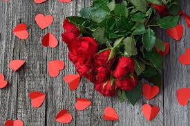 Ideale per san valentino, per gli anniversari o per le rose rosse però non sono fiori da regalare solo in contesti amorosi ma anche in amicizia, in occasione della festa della mamma o di un compleanno; Quante Rose Regalare A San Valentino Community Lm
