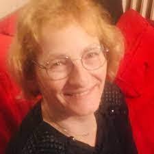 Christine Pineau's Instagram, Twitter & Facebook