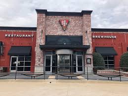 Kowloon chinese seafood restaurant, arlington, tx. Handcrafted Beer Pizza Tacos More Arlington Tx 76018 Locations Bj S Restaurants And Brewhouse