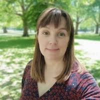 600+ profilů „Elward“