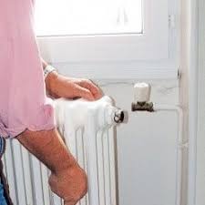 Demonter Un Radiateur A Eau Sans Vidanger Radiateur Eau Radiateur Radiateur De Chauffage