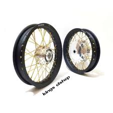 Bahkan bisa dilihat juga review oleh yang sudah punya scoopy 2021 terbaru. Jual Paket Velg Jari Jari Roadrace Matic Ring 14 Beat Mio Vario Scoopy Vario 125 150 Tingal Pasang Var Terbaru Juni 2021 Blibli