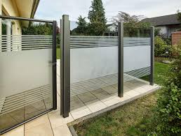 Sichtschutz Garten Kunststoff Gunstig Reizend Gruner Sichtschutz Im Garten Temobardz Home Blog Garten Anlegen