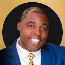 Marcus Riggins's Instagram, Twitter & Facebook