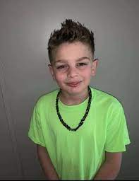 Voeux d'anniversaire garçon de 9 ans. Un Garcon De 9 Ans Parti Chercher Le Courrier Est Retrouv Closer