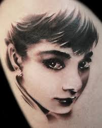 We got there a little ahead of time and jason was there to greet us ready to go. Kyle A Scarborough Saint Louis Tattoo Company Realism Black Grey Audrey Hepburn Tattoos Ink Tattoo Audrey Hepburn Tattoo