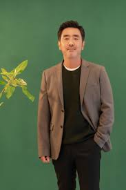 SR인터뷰] 류승룡 “편하게 한번 더...'OK 컷' 찍어 놓고 마음껏 연기” < 문화로만나는SR세상 < 문화 < 기사본문 - SR타임스