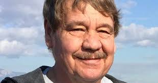 David Trumbull's Instagram, Twitter & Facebook