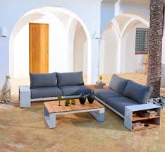 Sofa Esquinero De Exterior De Madera Mantra En 2020 Muebles De Exterior Conjunto De Sofas Y Teca