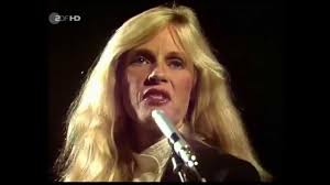 We have an official bette davis eyes tab made by ug professional guitarists.check out the tab ». Kim Carnes Bette Davis Eyes Kultnacht 1981 Youtube