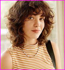 Pin On Short Curly Haircuts