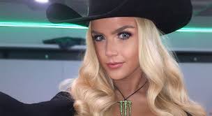 While daniell has experience cheering in support of other athletes from her days as a dancer for the atlanta. Get To Know A Monster Energy Girl Jaycee H Nascar Com