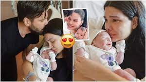 Tolgahan sayışman ve almeda abazi çiftinin ikinci bebekleri dün dünyaya geldi. I Hapin Instagram Te Birit Almeda Abazi Reagon Ashper Dhe Merr Kete Vendim Foto