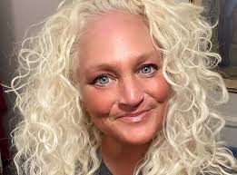 Kentucky Woman Shares Warning Signs You're Being Catfished