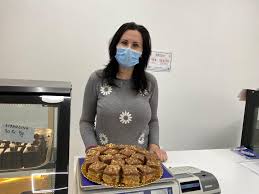 Fonduri europene programe start up fonduri nerambursabile. Afacere Cu PrÄƒjituri DupÄƒ ReÅ£etele Mostenite De La Bunica Si Mama Andreei Dodon Sunt Facute Dupa Retete Din Carti Vechi De Bucate Ziarul Agricol