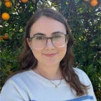 Katie Seaman's Instagram, Twitter & Facebook