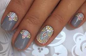 Uñas pintadas para manos morenas. Figuras De Unas Para Manos Y Pies