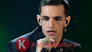 Achille lauro cantante san remo 2020. Achille Lauro Rinvia Il Tour Ecco Cos E Successo Al Cantante