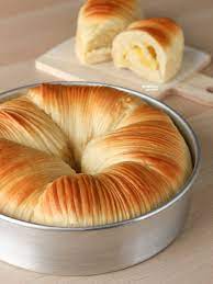 Wool Roll Bread Custard Filling Spoonful Passion Recipe In 2021 Bread Recipes Sweet Bread Recipes Homemade Homemade Bread
