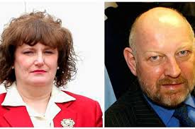 Levenshulme High&#39;s Amanda Thain, and David Watchorn, veteran head at Abraham Moss High in Crumpsall, have both left after months of wrangling over their ... - heads