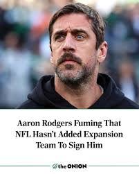 Ryan Packer's Instagram, Twitter & Facebook