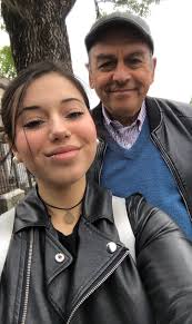 Abuelando con Giraluna (parte 2) by Daniel_Espindola