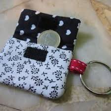 Pochette Pour Jeton De Caddie Porte Cles En Tissu Noir Et Blanc Porte Cle Tuto Couture Tote Bag Couture Piece