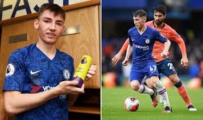 In july 2018, gilmour signed a first professional contract at chelsea and earned himself an extension in september the following year which runs until the end. Chelsea News Billy Gilmour Explains Plan To Keep Starting Xi Place After Everton Win Football Sport Express Co Uk