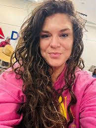 Grace Teel's Instagram, Twitter & Facebook