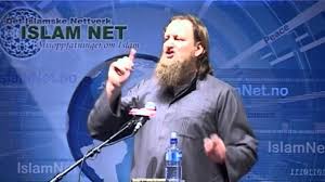 كيف أترجم الحديث في هذا العصر عندما يقول الرسول محمد صلى الله عليه وسلم ماذا أبقيت لأهلك يا عمر يقول عمر رضي الله عنه نصف مالي وعندما يسال الرسول أبا بكر ماذا أبقيت. Why Did You Convert From Buddhism To Islam Q A Abdur Raheem Green Youtube