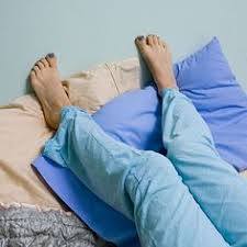 Fyi Restless Legs Syndrome Doesn T Only Happen When You Re Sleeping Restless Leg Remedies Restless Legs Restless Legs Syndrome Remedies