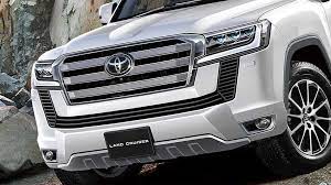Для россии цена toyota land cruiser 300 в новом кузове 2021 у официального дилера еще не объявлена, старт продаж нового. Legche Ekonomichnee I Bystree Novyj Toyota Land Cruiser 300 Raznesyot Range Rover I Mercedes Gls Avtolyubiteli Uzhe Zhdut V Rossii
