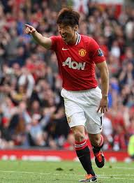 Born 25 february 1981) is a south korean former professional footballer who played as a midfielder. 3ê°œì˜ í ë°•ì§€ì„± ë§¨ìœ  ì—­ëŒ€ ì–¸ì„±ížˆì–´ë¡œ 9ì¸ ì¤'ì•™ì¼ë³´