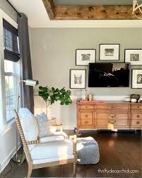 Will it look weird to have the white end in the middle of a wall? How To Make The Most Of Your Chair Rail Delightfully Noted