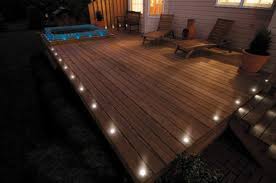 Deck Lighting This Deck Lighting Lights Up The Ou Led Encastrable Patio En Bois Spot Led Encastrable