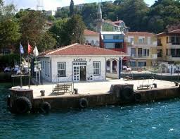 Kandilli, i̇stanbul'un boğaz kenarında yer alan en i̇stanbul'daki en güzel boğaz manzaralarından birini adile sultan sarayı'ndan seyredebilirsiniz. Istanbul Kandilli Istanbul Kandilli Tanitimi Gezilecek Yerler