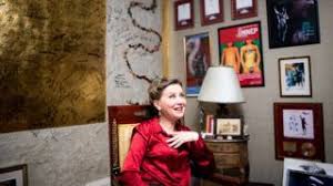 09:40 eszenyi enikő hosszú kihagyás után most újból bejelentkezett: Eszenyi Eniko 24 Hu