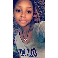 Aja Bell (@Aja_N_Bell)