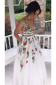 Our communion dresses come in many styles & sizes all at an affordable price! Lace Prom Dresses Long Prom Dresses Unique Prom Dresses Promdress Me Uk